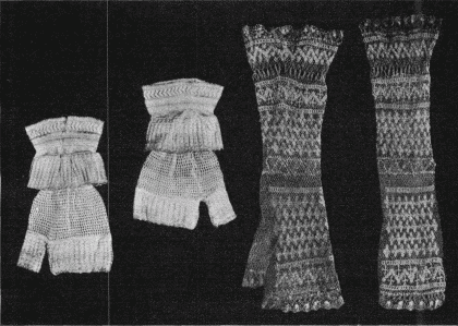 Knitted Flaxen Mittens.